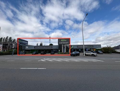                                         Handelspand te huur in Gosselies, € 15.531,25
