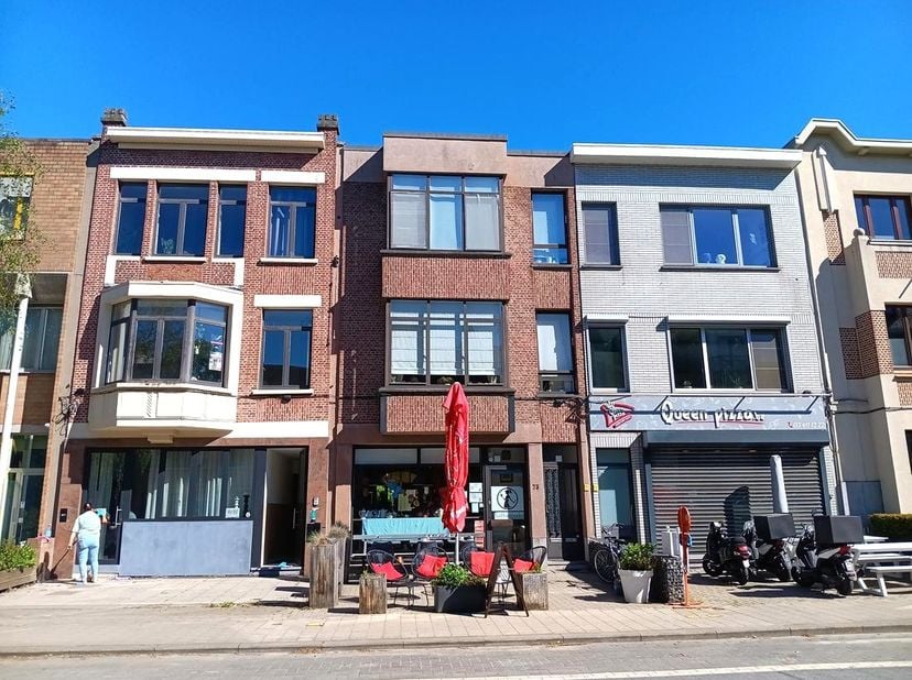 Bien professionnel à vendre
                    à 2100 Deurne