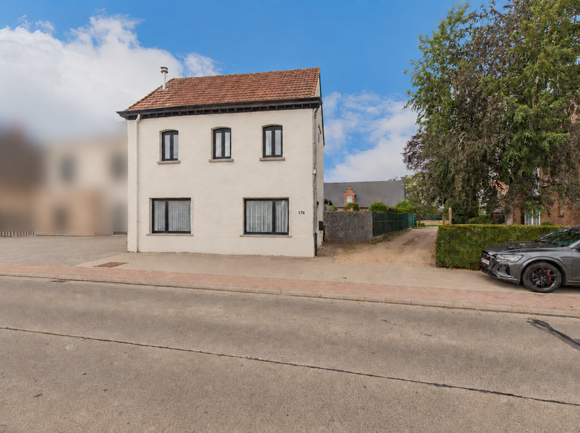 Huis te koop in Schrijbergstraat 174,
                    9250 Waasmunster