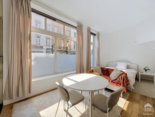                                         Studio met slaaphoek te huur in Sint-Gillis, € 1.200
