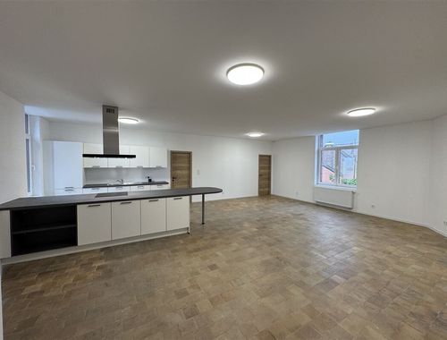                                         Appartement te huur in Quevaucamps, € 850

