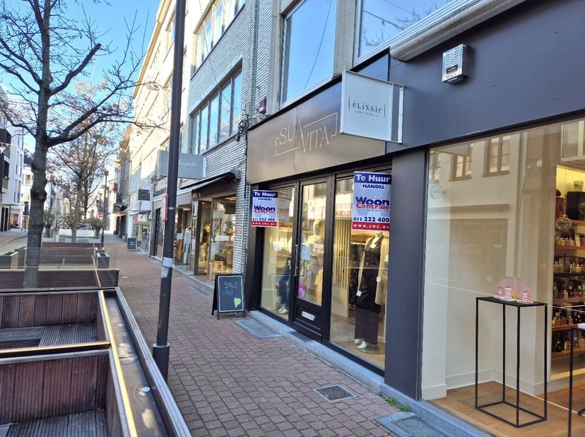 Bien professionnel à louer
                    à 3500 Hasselt