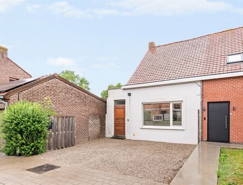                                         Maison à vendre à Roesbrugge-Haringe, € 189.000
