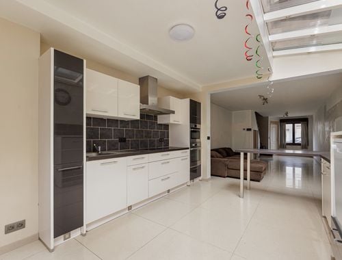                                         Maison à vendre à Deurne, € 249.000
