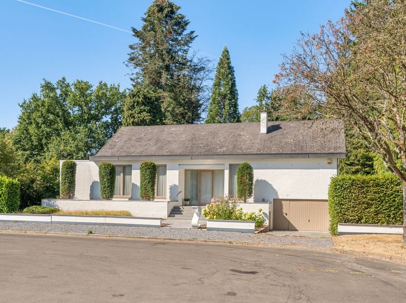 Huis te koop in sparrenlaan 9,
                    3600 Genk