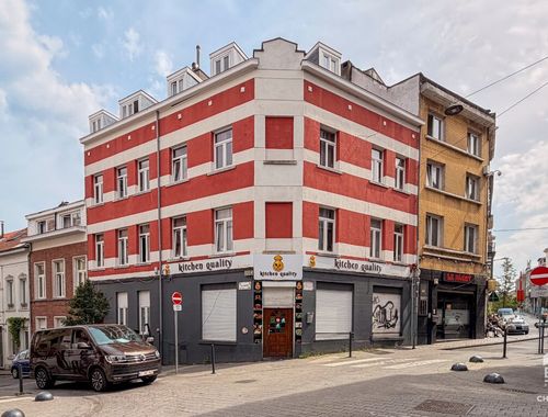                                         Bien commercial à vendre à Schaerbeek, € 225.000
