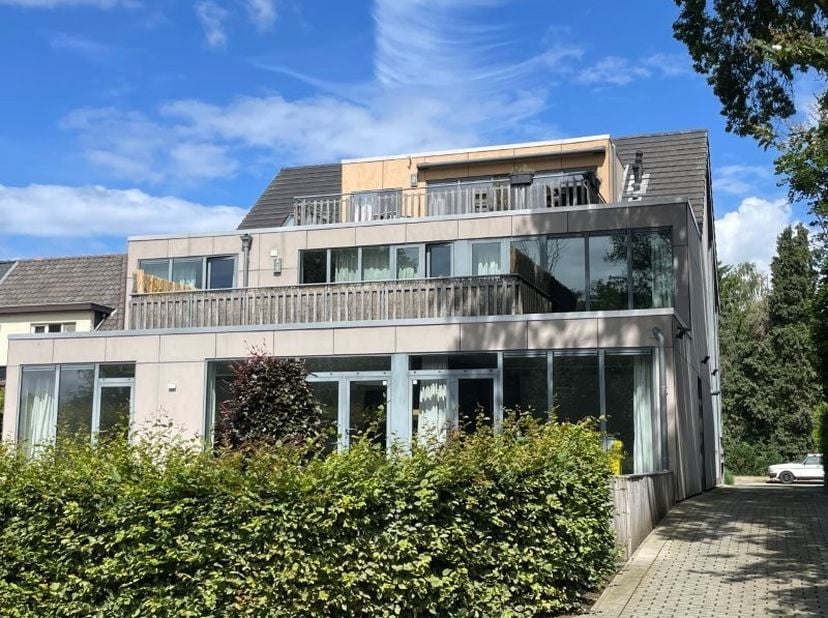 Appartement à louer
                    à 2520 Emblem