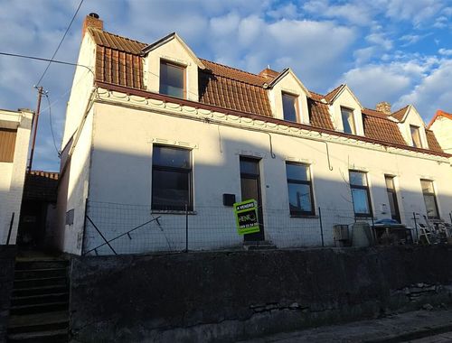                                         Woning te koop in Froyennes, € 58.000
