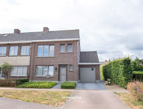                                         Woning te huur in Wielsbeke, € 980
