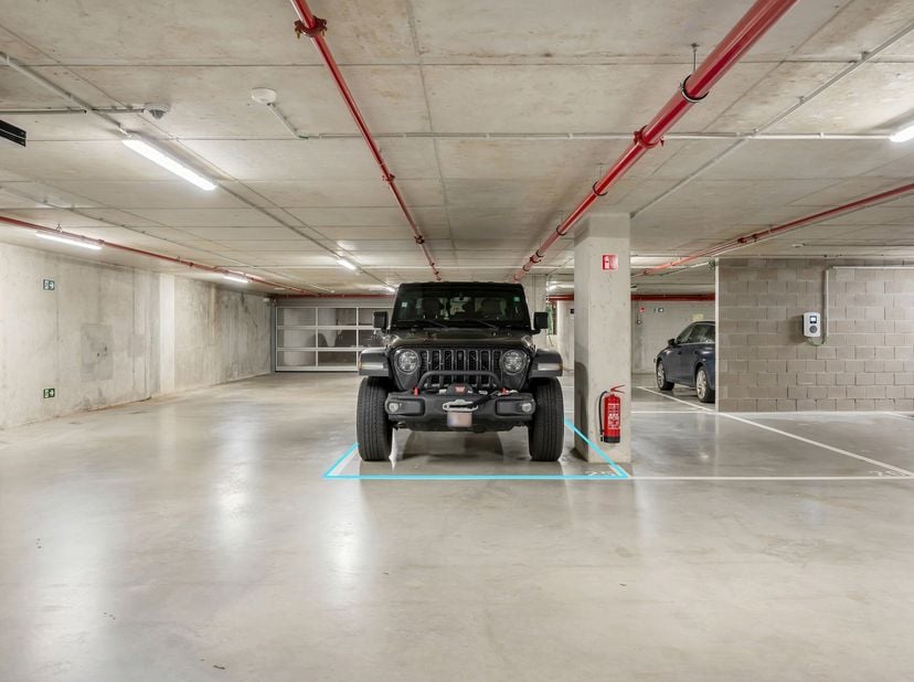 Ruime staanplaats op toplocatie.