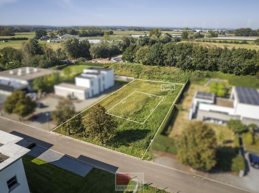 Grond te koop in Leon Hermanslaan 8,
                    3621 Rekem