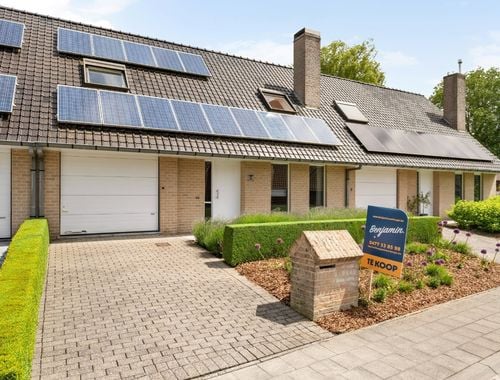                                         Maison à vendre à Poperinge, € 369.000
