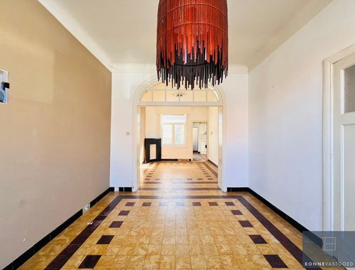                                         Maison à vendre à Sint-Kruis, € 259.000
