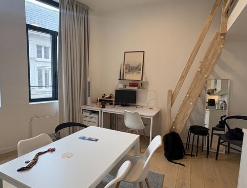                                         Studio met slaaphoek te huur in Leuven, € 825
