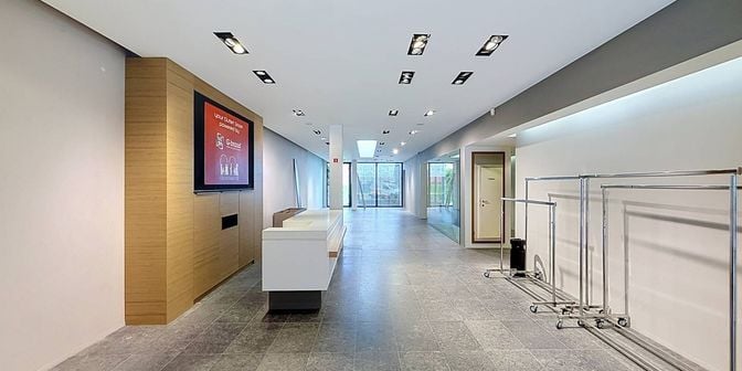 Bedrijfsvastgoed te huur in Tolpoortstraat 90, 9800 Deinze