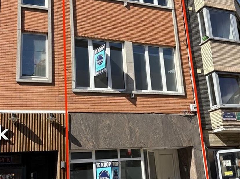 !!!VERKOCHT!!!<br />
ZEER GOED GELEGEN INVESTERINGSPAND TE NINOVE<br />
Richtprijs : 299.000 euro<br />
<br />
Zeer goed gelegen investeringspand