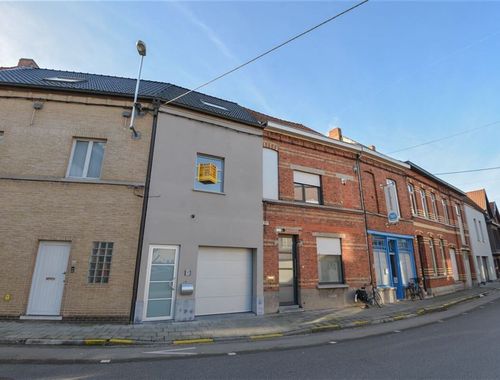                                        Maison à vendre à Wevelgem, € 235.000
