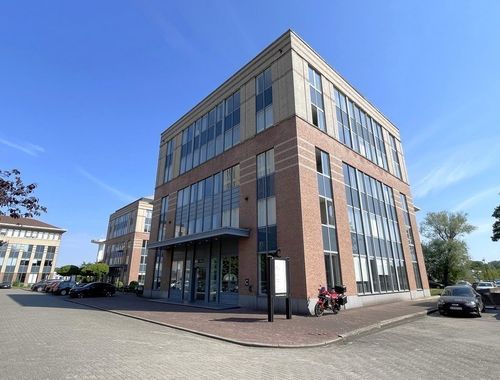                                         Bureaux à louer à Mechelen, € 4.125
