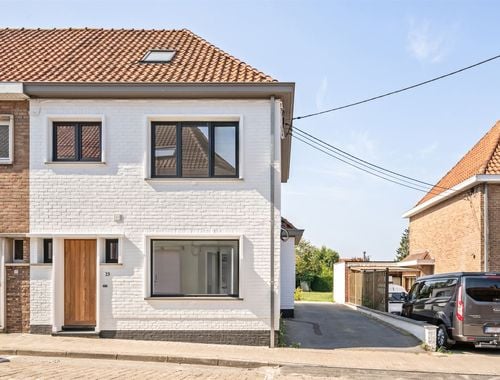                                         Woning te koop in Zwevegem, € 390.000
