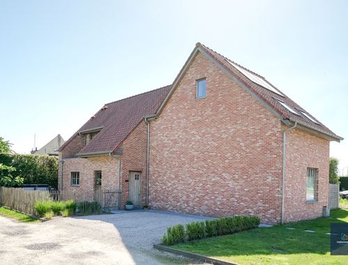                                         Woning te koop in Waarschoot, € 439.000
