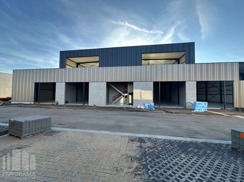 Bien professionnel à vendre à Grote Leiestraat 134,
                    8570 Anzegem