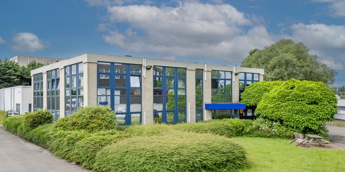 Bien professionnel à louer à Leuvensesteenweg 384, 1932 Sint-Stevens-Woluwe