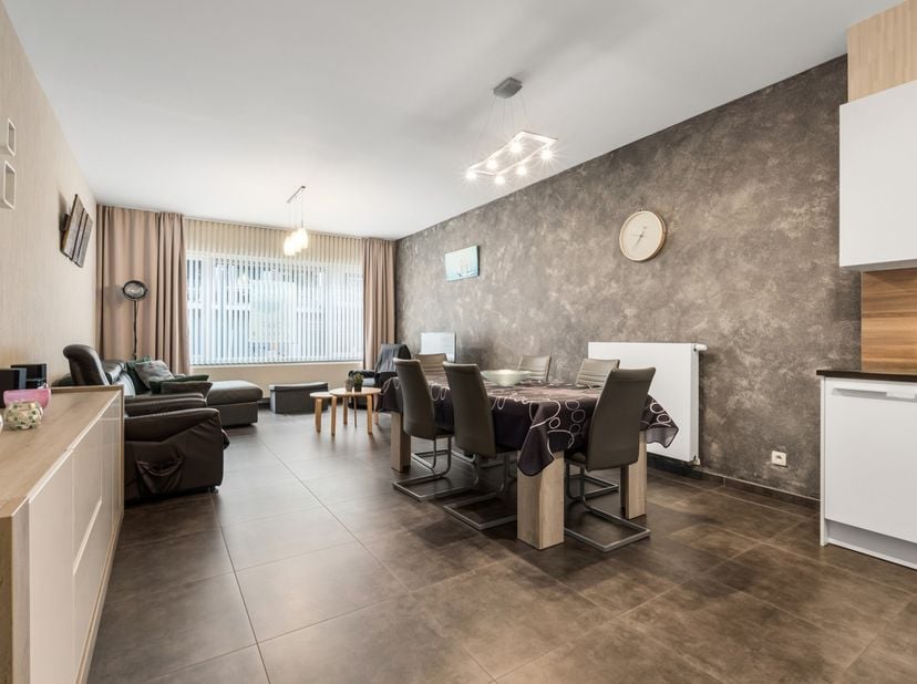 Appartement te koop in Torhoutsesteenweg 1F,
                    8400 Oostende