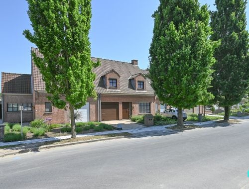                                         Maison à vendre à Izegem, € 235.000
