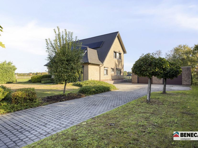 Maison à vendre à Nieuwheidestraat 15,
                    3668 Niel-bij-As