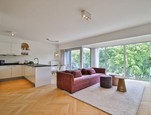                                         Appartement te koop in Berchem, € 350.000

