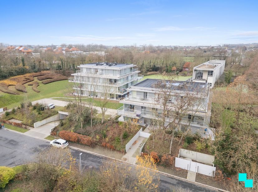 Ontdek Residentie Heron in Roeselare: exclusief en energiezuinig wonen (warmtenet!) in een afgesloten parktuin op de voormalige site van B2Ai. Ontdek