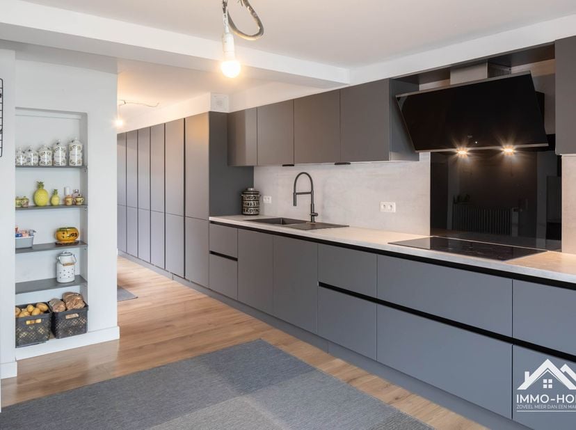 Huis te koop in Rooigemlaan 178,
                    9000 Gent