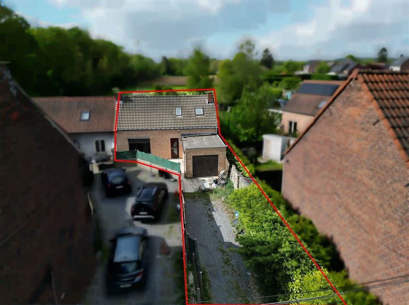 Goed huis gelegen in het hart van het dorp Gaurain-Ramecroix op 5 are 05 centiares.<br />
Deze woning met een bewoonbare oppervlakte van ongeveer 170