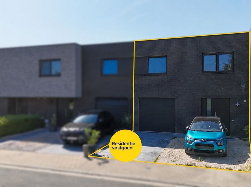 Welkom in de Groene-Herdersgoed 27 in Roeselare, een fantastische, energiezuinige woning gelegen in een rustige, residentiële wijk. Dankzij de gunstig