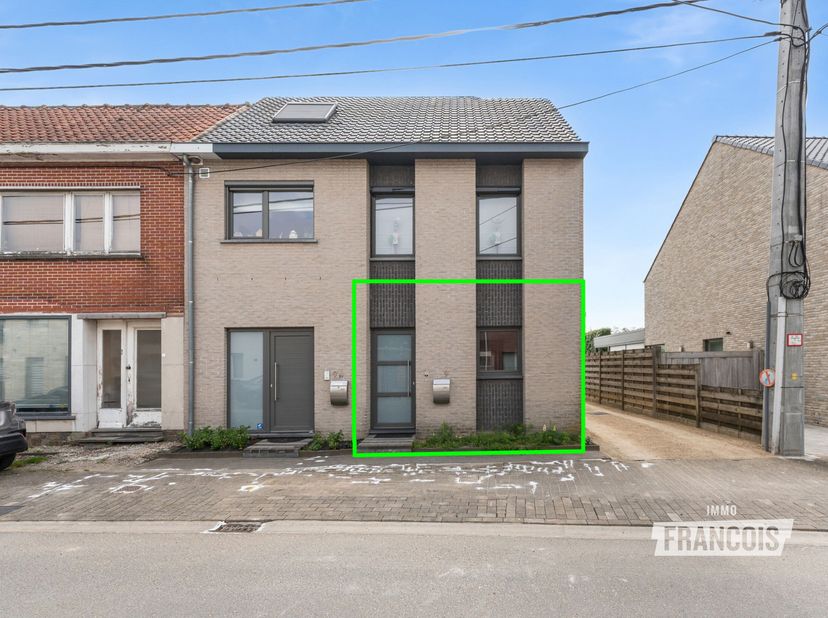Appartement te koop in Molenstraat 9 bus 0001,
                    9060 Zelzate