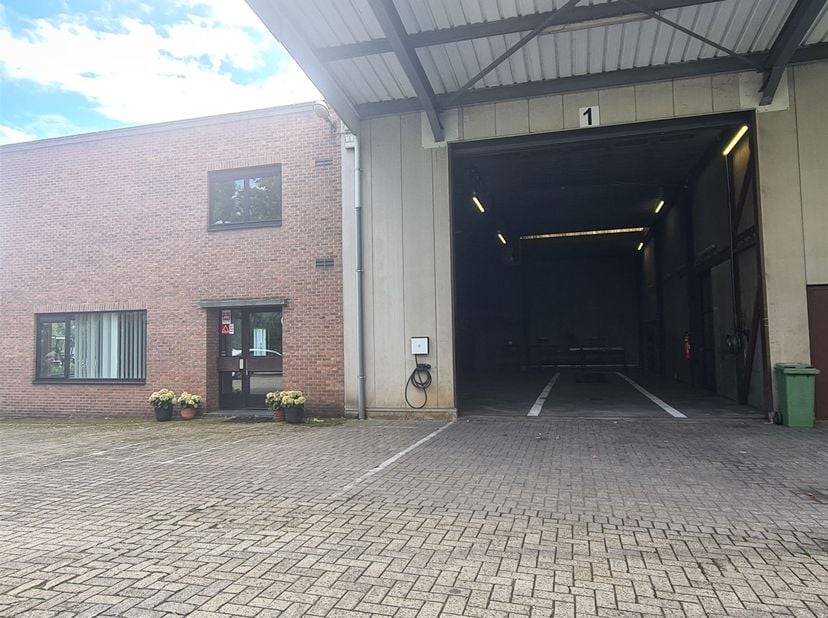 Espace de stockage avec des options de location flexibles à un emplacement de choix à Turnhout<br />
Emplacement<br />
Cet espace de stockage est si