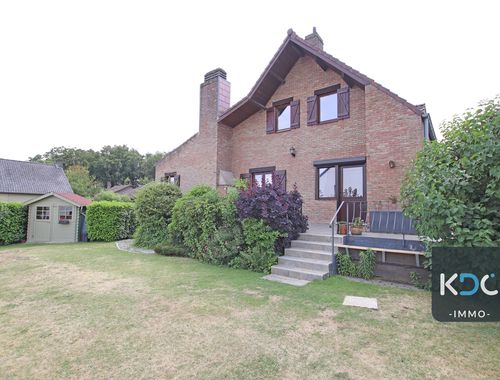                                         Villa à vendre à Overijse, € 595.000
