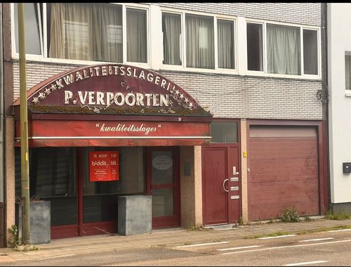                                         Bien commercial à vendre à Paal, € 185.000
