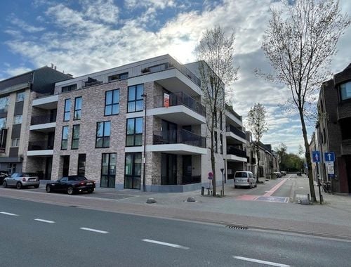                                         Appartement te huur in Harelbeke, € 950
