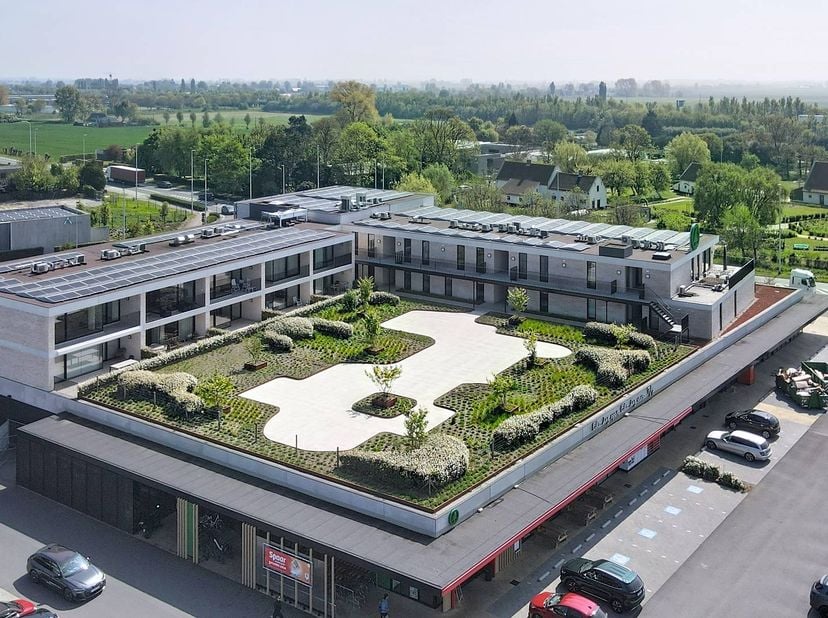 La résidence OTAX se compose de 21 appartements résidentiels spacieux dotés de terrasses privées et d'un agréable jardin sur le toit. En outre, vous t