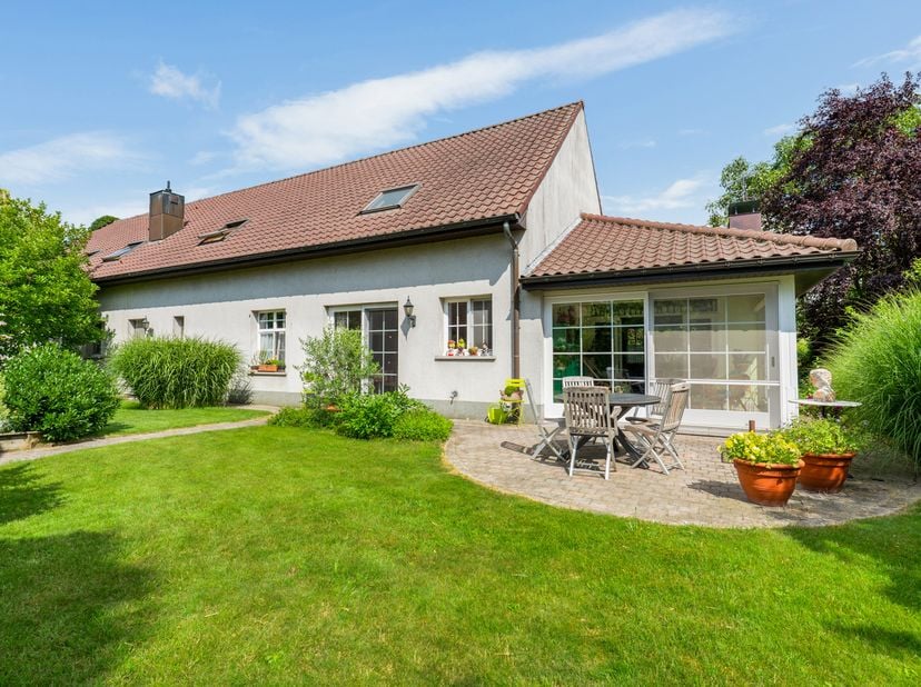 Ontdek deze uitzonderlijke hoeve tijdens onze kijkdagen op zaterdag 19 september en zaterdag 26 september. Bezoeken zijn uitsluitend mogelijk na afspr
