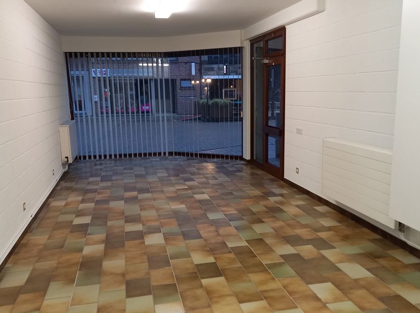 Bien professionnel à louer
                    à 3200 Aarschot