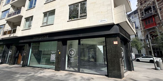 Bien professionnel à louer à Amerikalei 10, 2000 Antwerpen