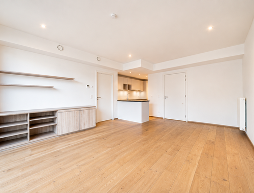                                        Appartement à vendre à Uccle, € 295.000

