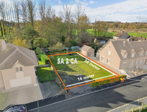                                         Bouwgrond te koop in Pamel, € 225.000
