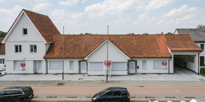 Bedrijfsvastgoed te koop in Luikersteenweg 633, 3920 Lommel