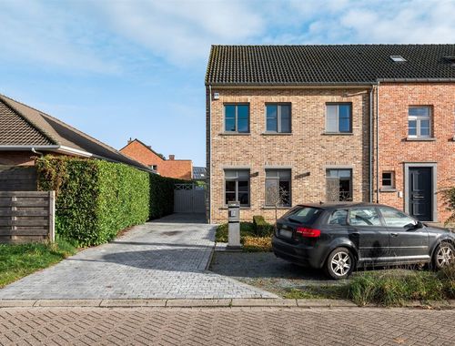                                         Immeuble d’appartements à vendre à Oelegem, € 685.000
