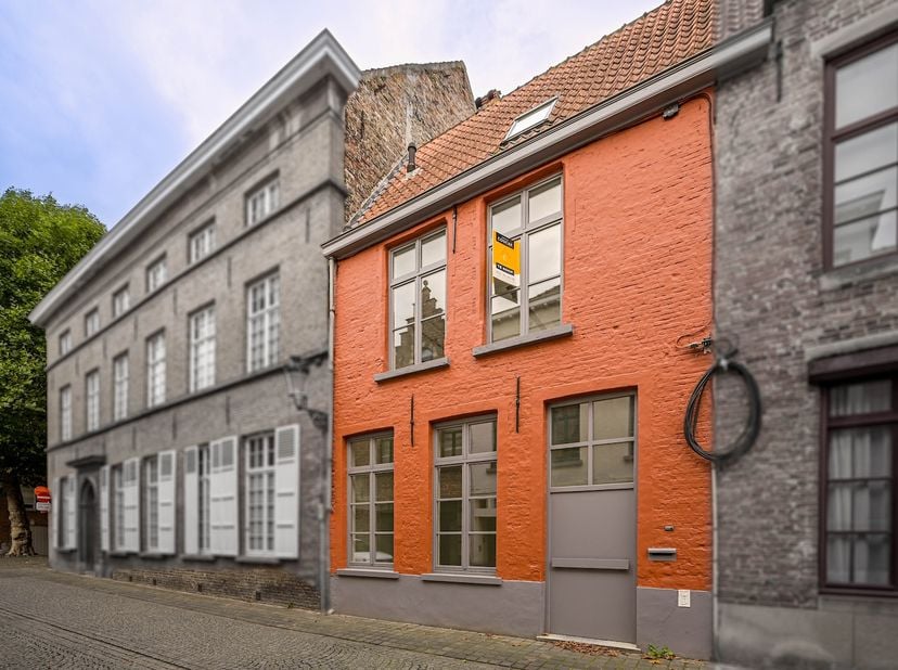 Huis te koop in Waalsestraat 3,
                    8000 Brugge