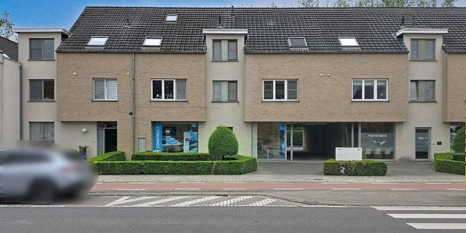 Bedrijfsvastgoed te koop in Baron Ruzettelaan 240 bus B, 8310 Assebroek