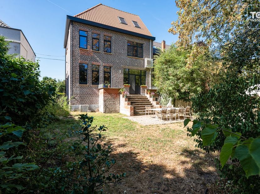 Huis te koop in Brugsevaart 41,
                    9030 Mariakerke